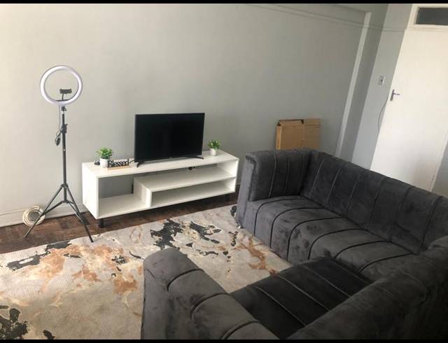 1 BEDROOM PROPERTY TO RENT IN PARKTOWN